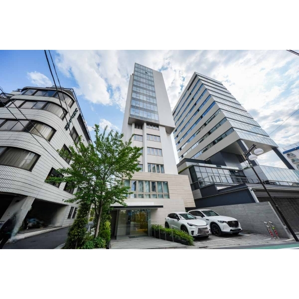 ピアース新宿三丁目 外観