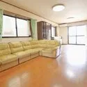 国分寺市北町２丁目 約17.5帖のLDK。木のぬくもりが優しいフローリング。