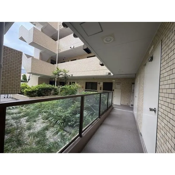 ライオンズマンション千石 廊下