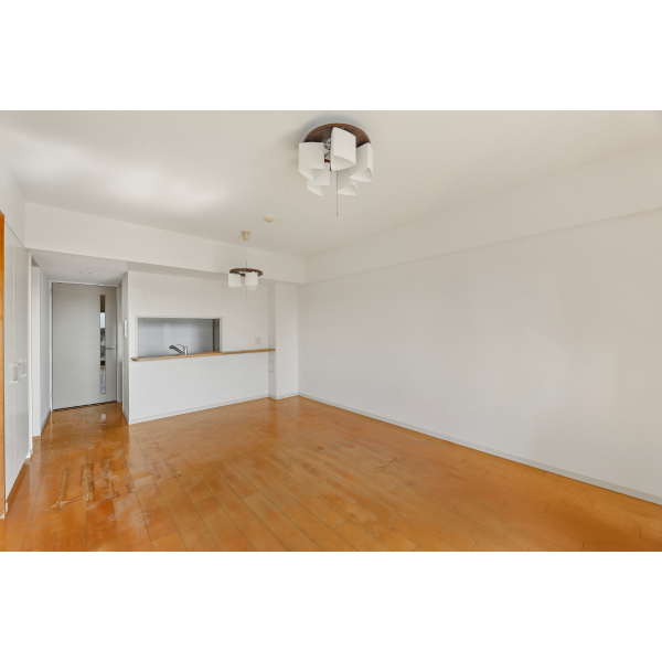 エストリオいには野 家具・調度品は価格に含まれません。