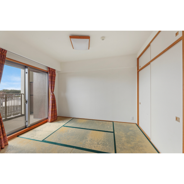 エストリオいには野 家具・調度品は価格に含まれません。