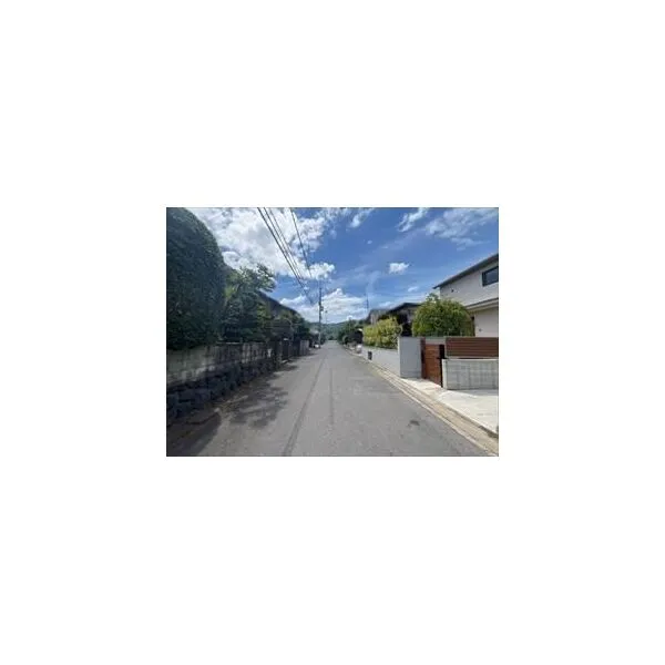 京都市西京区大原野西竹の里町1丁目 南側前面道路