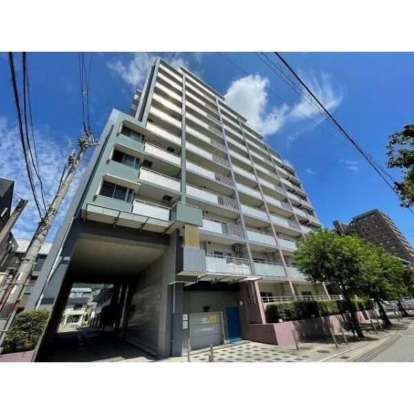 本山センチュリーマンション 12階建て3階部分　総戸数117戸の大規模マンションです！
