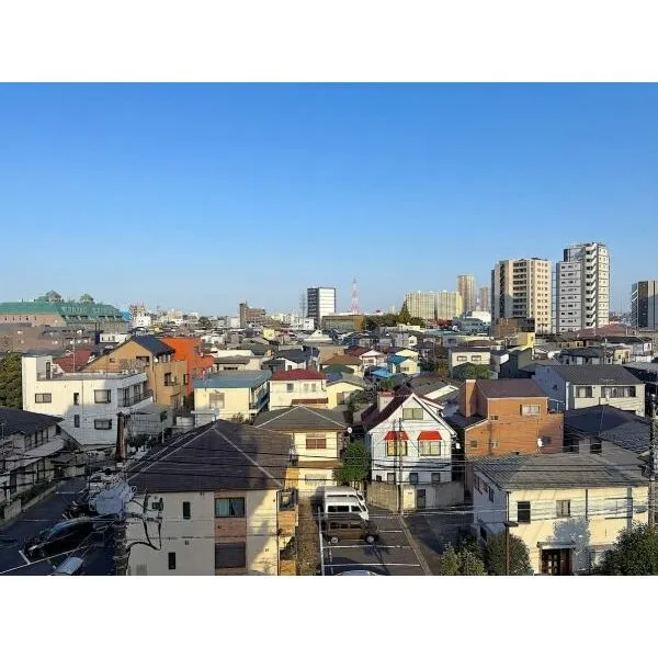 ライオンズマンション南小岩第２ 東側バルコニーからの眺望（永続的に保証されません）