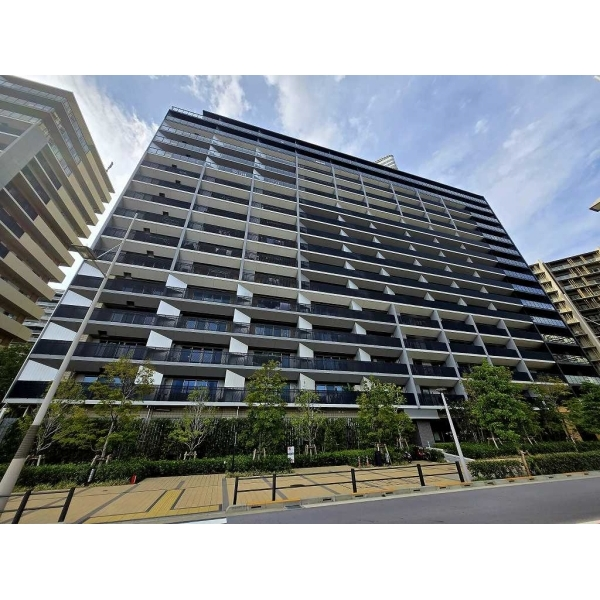 ＨＡＲＵＭＩ　ＦＬＡＧ　ＰＡＲＫ　ＶＩＬＬＡＧＥ　Ｅ棟 外観