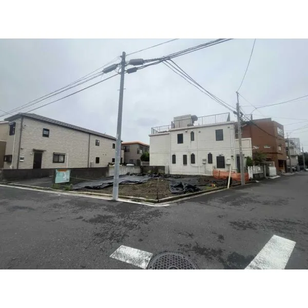 横浜市鶴見区下野谷町３丁目 現地：全2区画（写真右）(撮影年月：2026年07月)