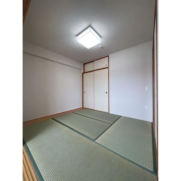 サンマンションアトレ高蔵寺駅前 和室