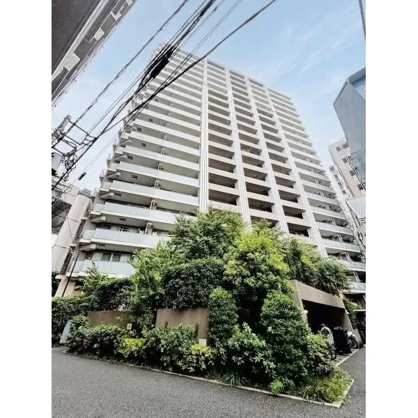ルフォン板橋区役所前 免震構造　2014年8月築　総戸数126戸の大規模レジデンス