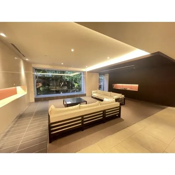 ルフォン板橋区役所前 心地よさを具現化した、洗練のヒーリングラウンジ