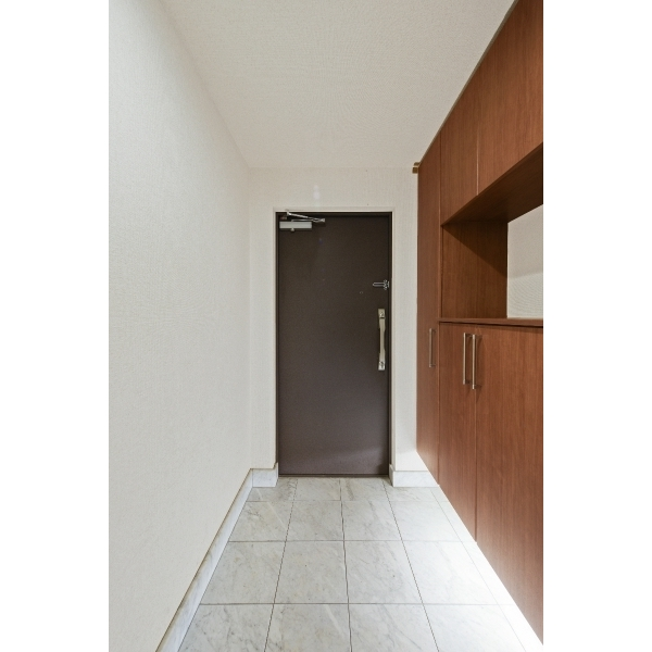 エムズシティ一宮グランステージ 玄関