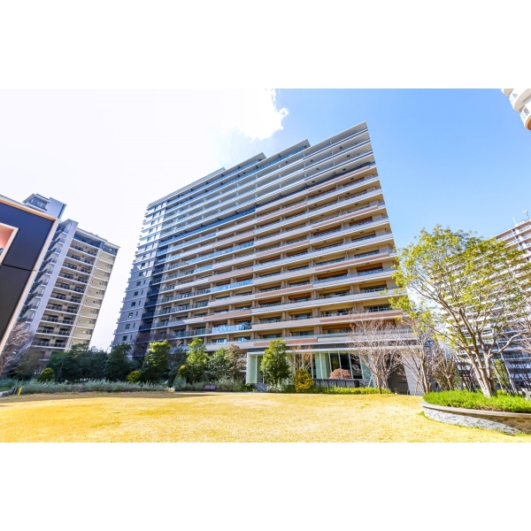 ＨＡＲＵＭＩ　ＦＬＡＧ　ＰＡＲＫ　ＶＩＬＬＡＧＥ　Ｂ棟 外観