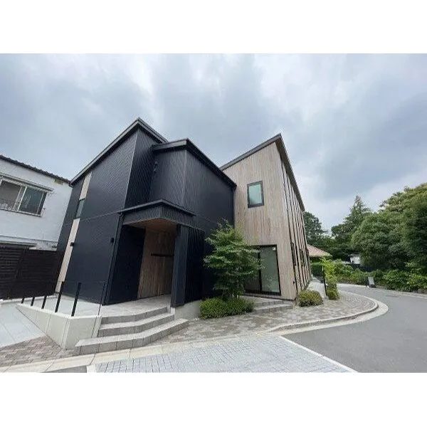 ASUKAYAMA RESIDENCE 共用部分棟(フォレストヴィラ)