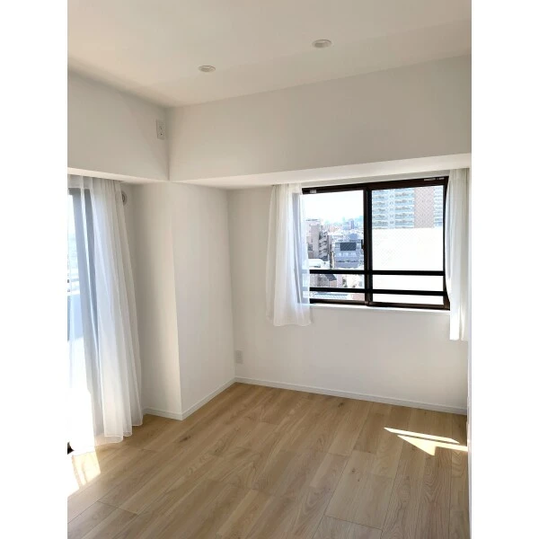 セザール南小岩 南西側洋室約6.0畳