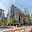 ＨＡＲＵＭＩ　ＦＬＡＧ　ＳＵＮ　ＶＩＬＬＡＧＥＦ棟 外観