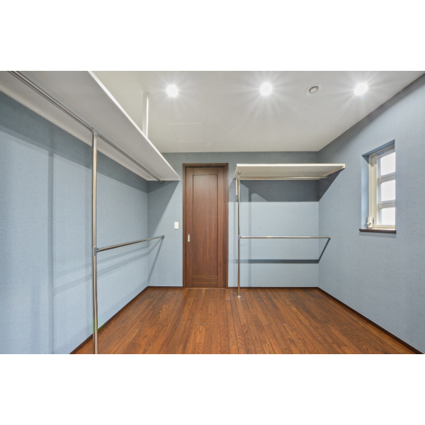 京都市東山区粟田口三条坊町 1階ウォークインクローゼット