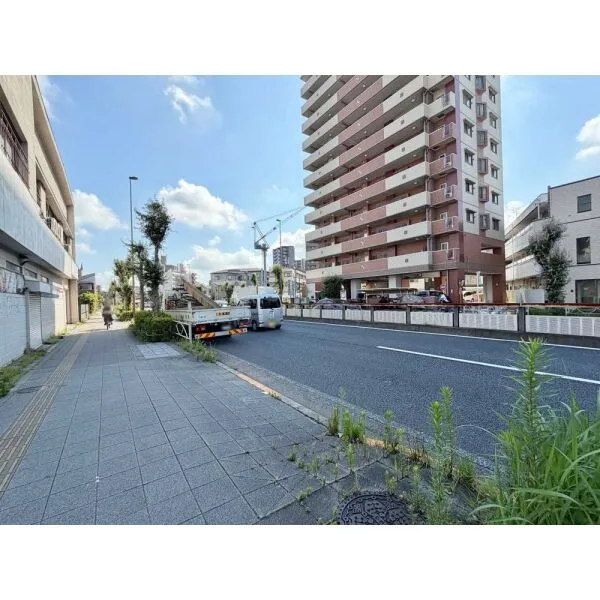 葛飾区青戸8丁目 前面道路