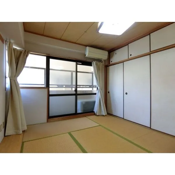 ライオンズマンション神戸元町通 和室