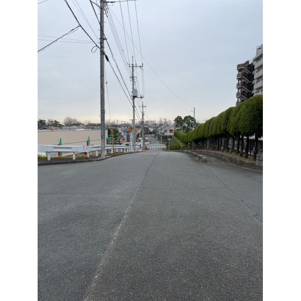 エステ・スクエア松風台 前面道路