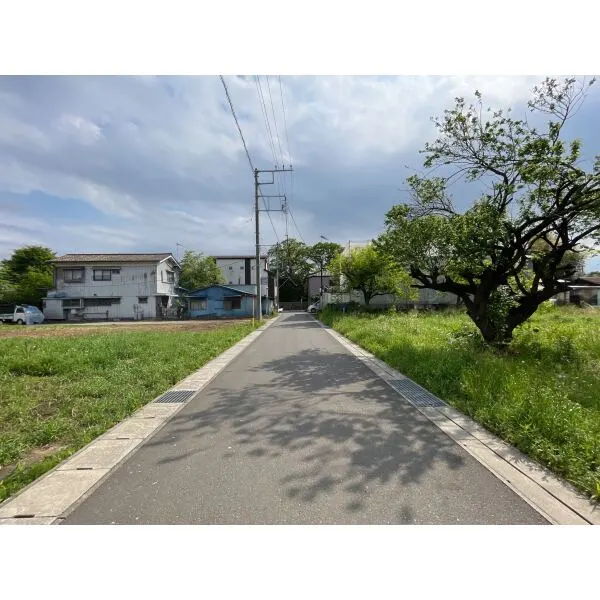 海老名市社家２丁目 前面道路