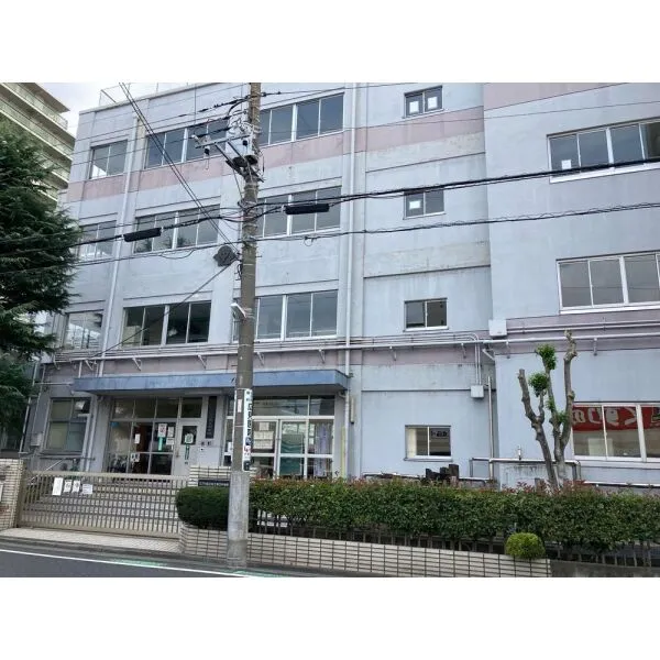 江戸川区中央3丁目 江戸川区立松江第三中学校(中学校)まで約530m(徒歩7分)