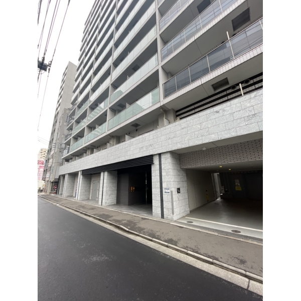 グランド・ガーラ立川 前面道路