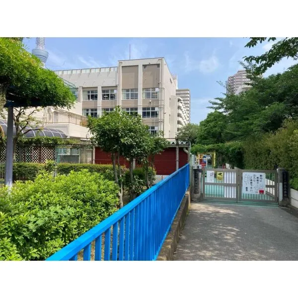 江東区亀戸3丁目 墨田区立 柳島幼稚園