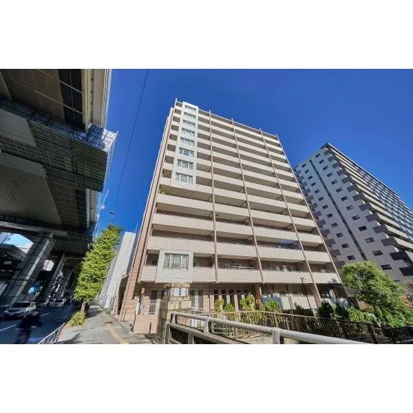 グローリオ板橋本町 2006年築　地上13階建て　総戸数102戸