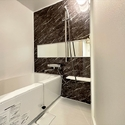 ルネ住吉川 デザイン性の高い浴室は、1日の疲れを癒す快適な空間となっております♪