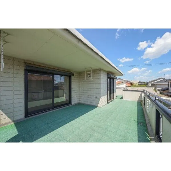 岩倉市泉町板屋 バルコニー