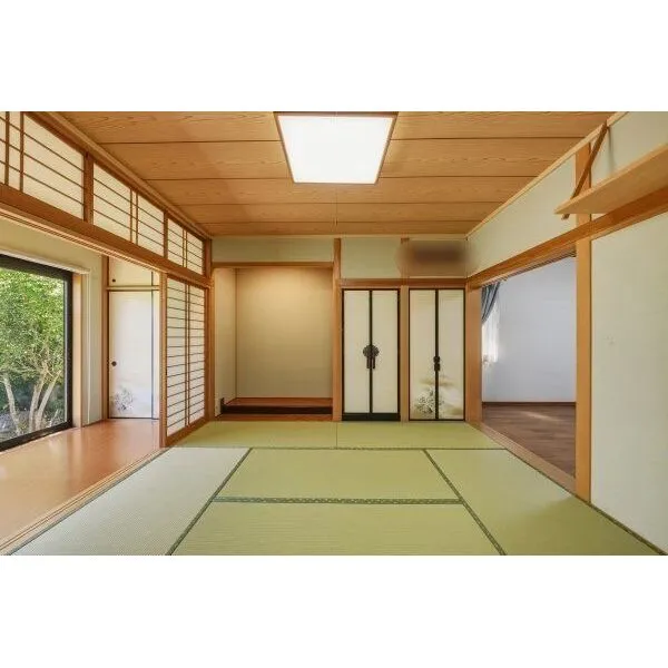 岩倉市泉町板屋 和室