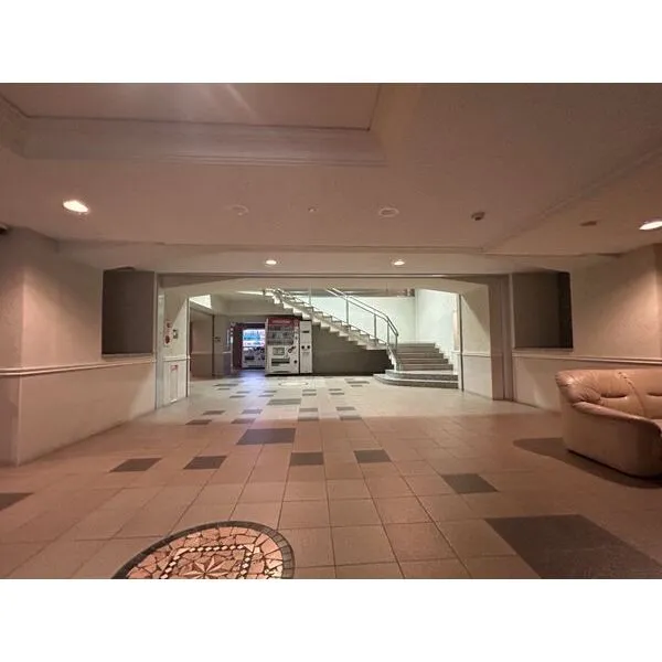 LA.PRYLE新横浜 エントランス