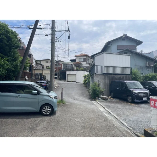 横浜市戸塚区名瀬町 前面道路