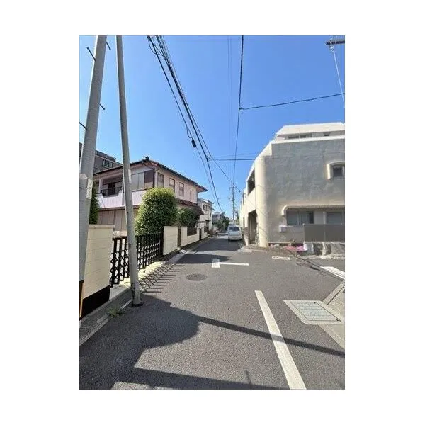 さいたま市大宮区上小町 前面道路（２０２６年４月撮影）