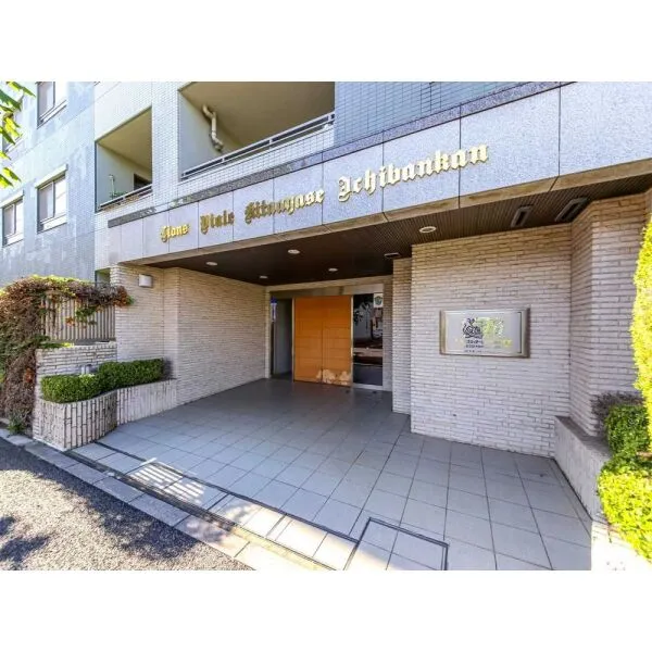 ライオンズヴィアーレ北綾瀬壱番館 エントランス