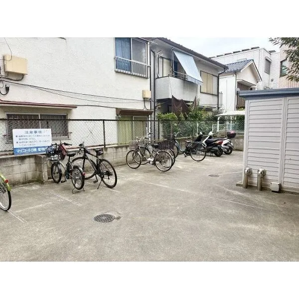 大山マイコーポB棟 駐輪場バイク置き場