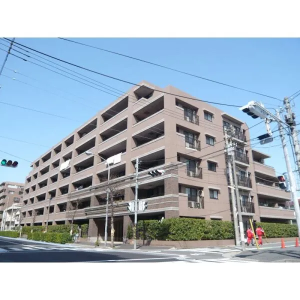 ナイスアーバンスクエア横濱鶴見 南向きの明るく風通しの良いお部屋です♪室内は丁寧にお使い頂いております。