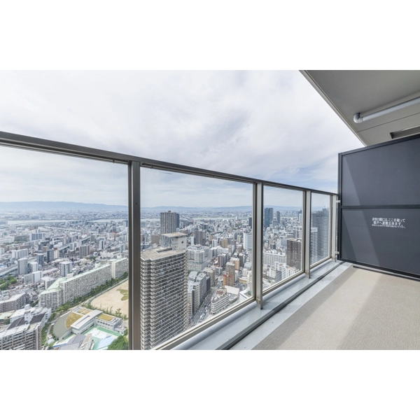ザ・パークハウス中之島タワー 北西バルコニー