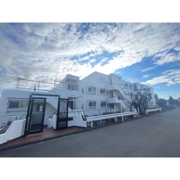 藤和南神大寺コープ 外観