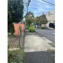 町田市金井ヶ丘１丁目 前面道路歩道上から撮影