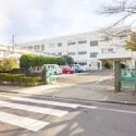 町田市金井ヶ丘１丁目 町田市立金井小学校 約310m