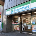 豊島区巣鴨１丁目 ファミリーマート巣鴨一丁目店（コンビニ）まで約270m（徒歩4分）