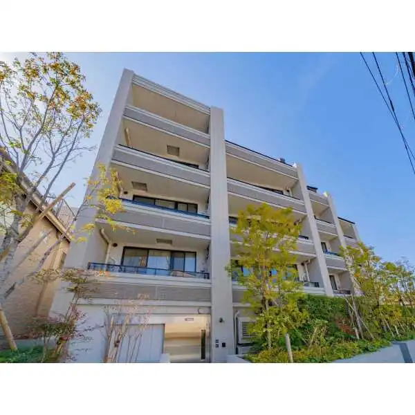 クレヴィア三軒茶屋 外観