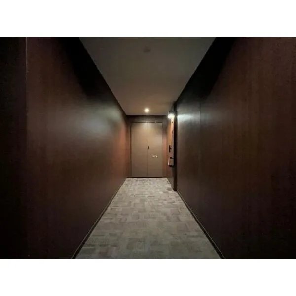 ワコーレ大阪新町タワーレジデンス ■内廊下設計は絨毯張りとなっております!