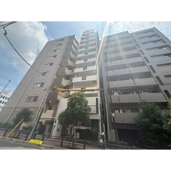 巣鴨第2SYマンション 外観：左から2番目の白い建物