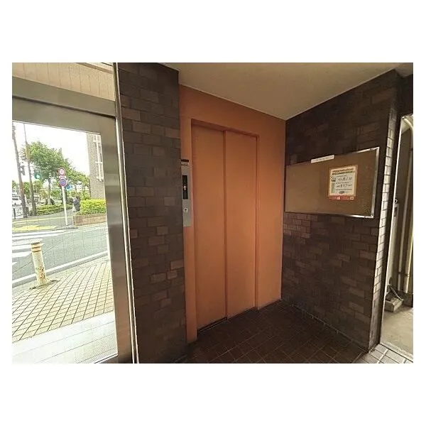 ルシェール江古田 エレベーター付きのマンションです