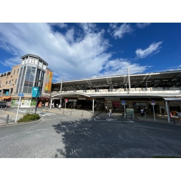 目黒区自由が丘２丁目 自由が丘駅前ロータリー（周辺の街並み）まで約320m（徒歩4分）