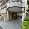 ユニ・アルス鶴見緑地公園プレジオ エントランス