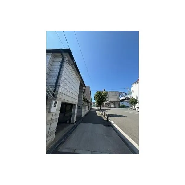 大阪市西区安治川2丁目 北東側歩道部分です♪