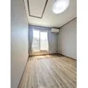 練馬区土支田４丁目 南西側洋室約6.0帖は屋根裏収納があります。
