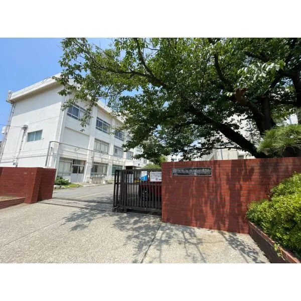 藤沢市南藤沢 藤沢市立村岡中学校（中学校）まで約1030m（徒歩13分）